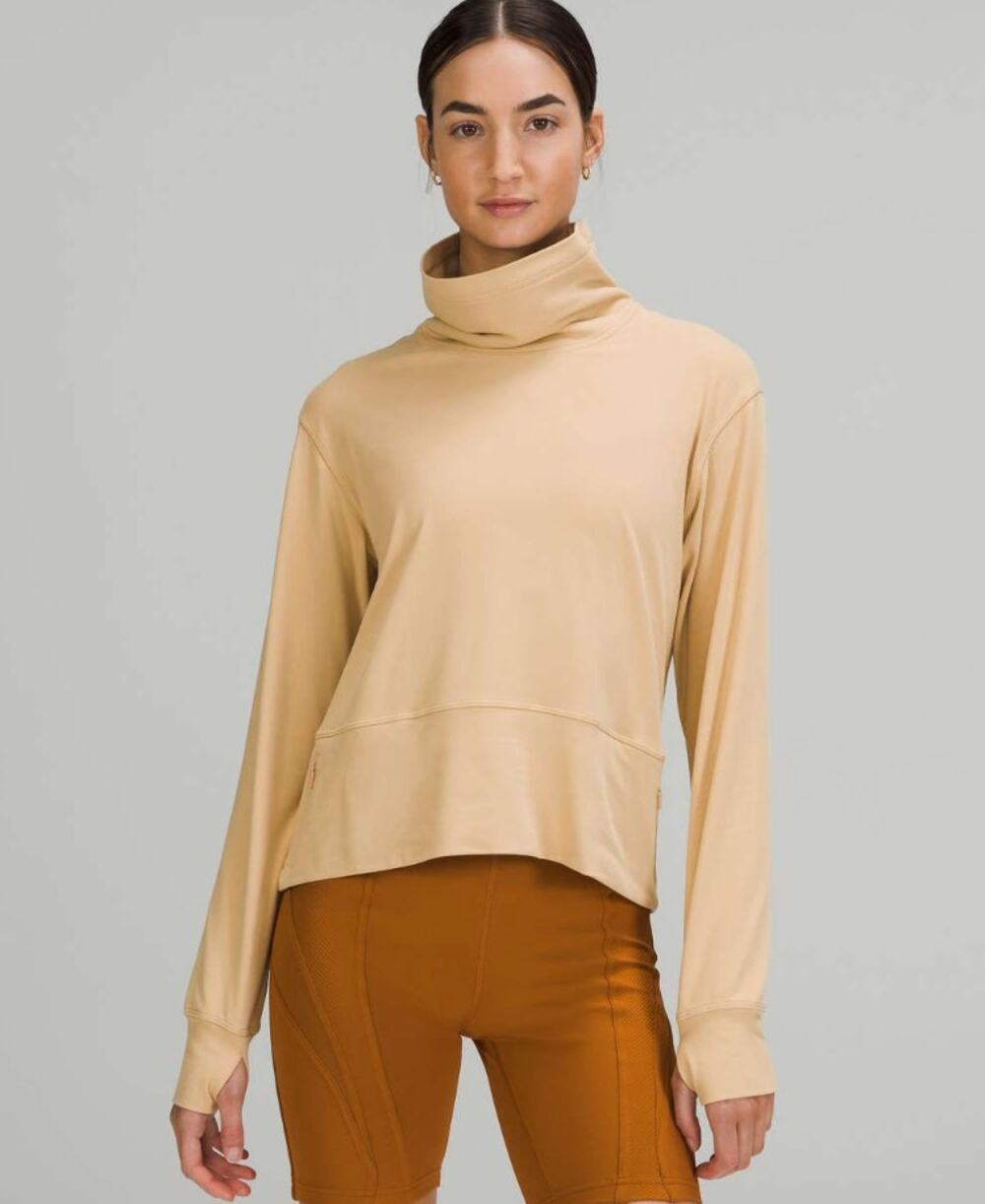 Lululemon Ready to Rulu Pullover 2 Pecan Tan Butter Yellow Top Turtleneck Mock